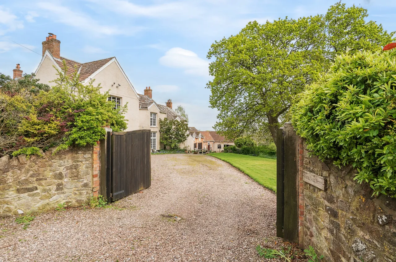 Over Stowey, Bridgwater, photo 8