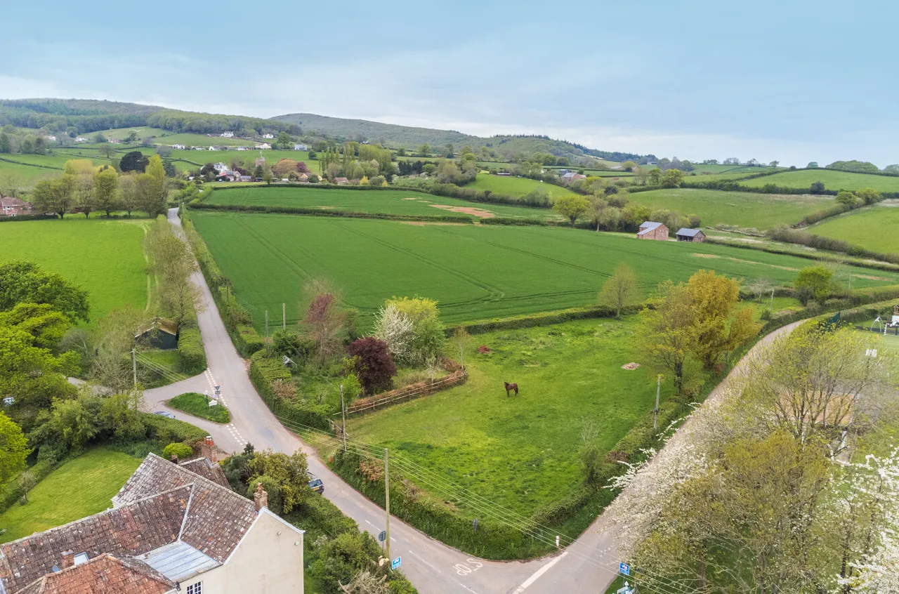 Over Stowey, Bridgwater, photo 15