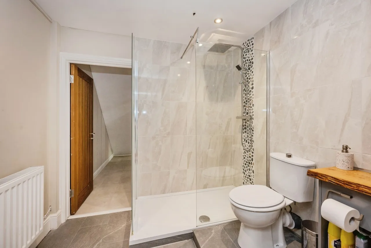 Bryn Tirion, Pontyberem, SA15, photo 28