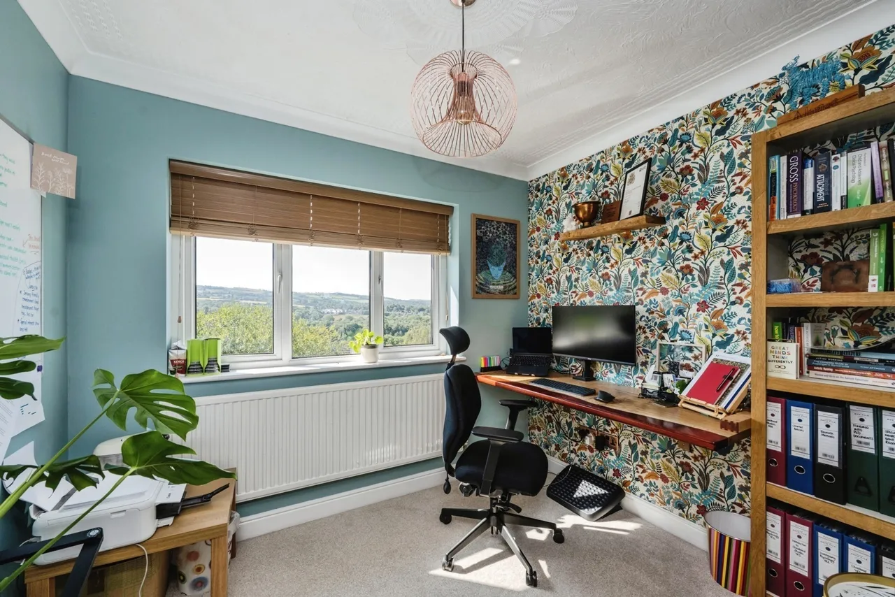 Bryn Tirion, Pontyberem, SA15, photo 24
