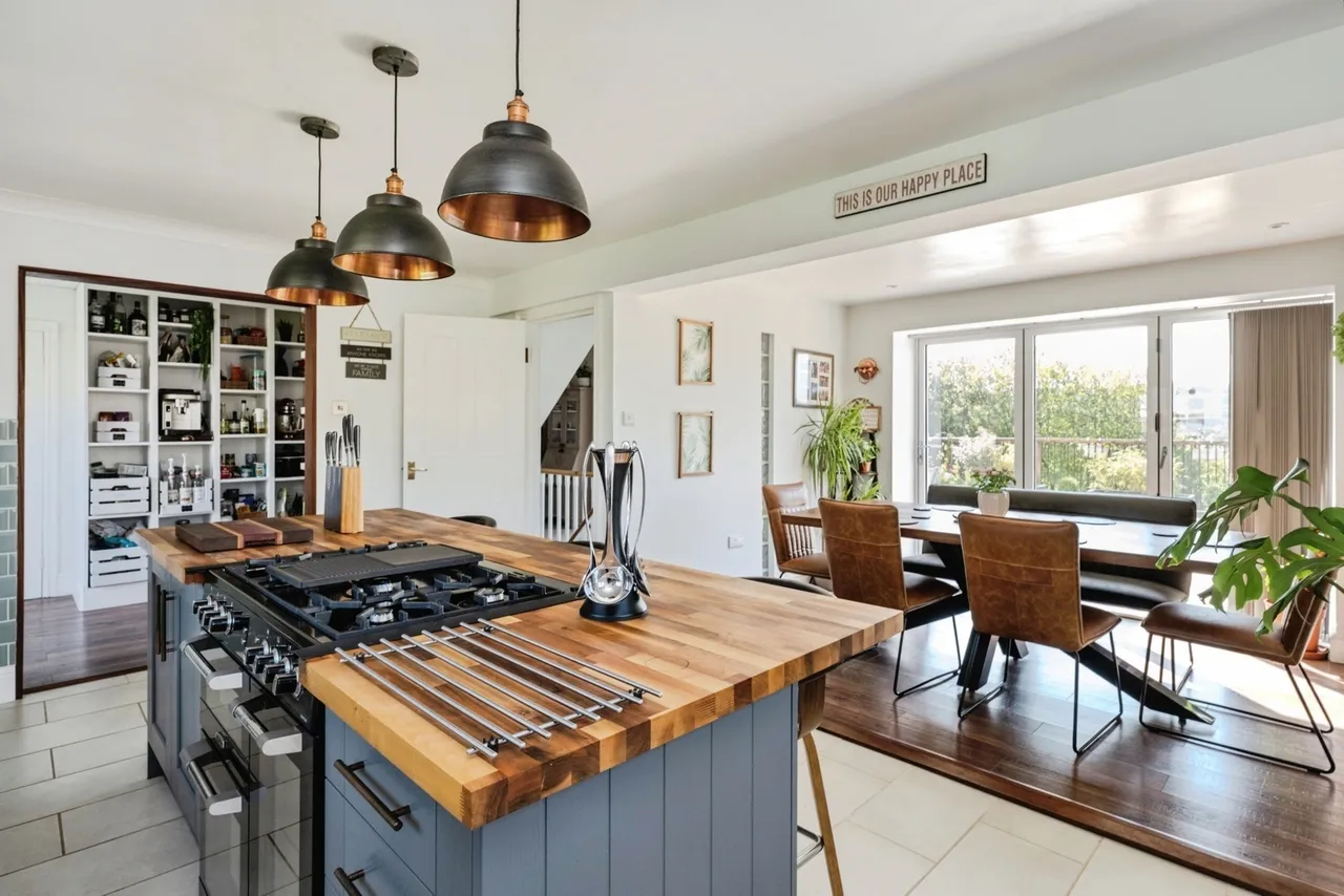 Bryn Tirion, Pontyberem, SA15, photo 6