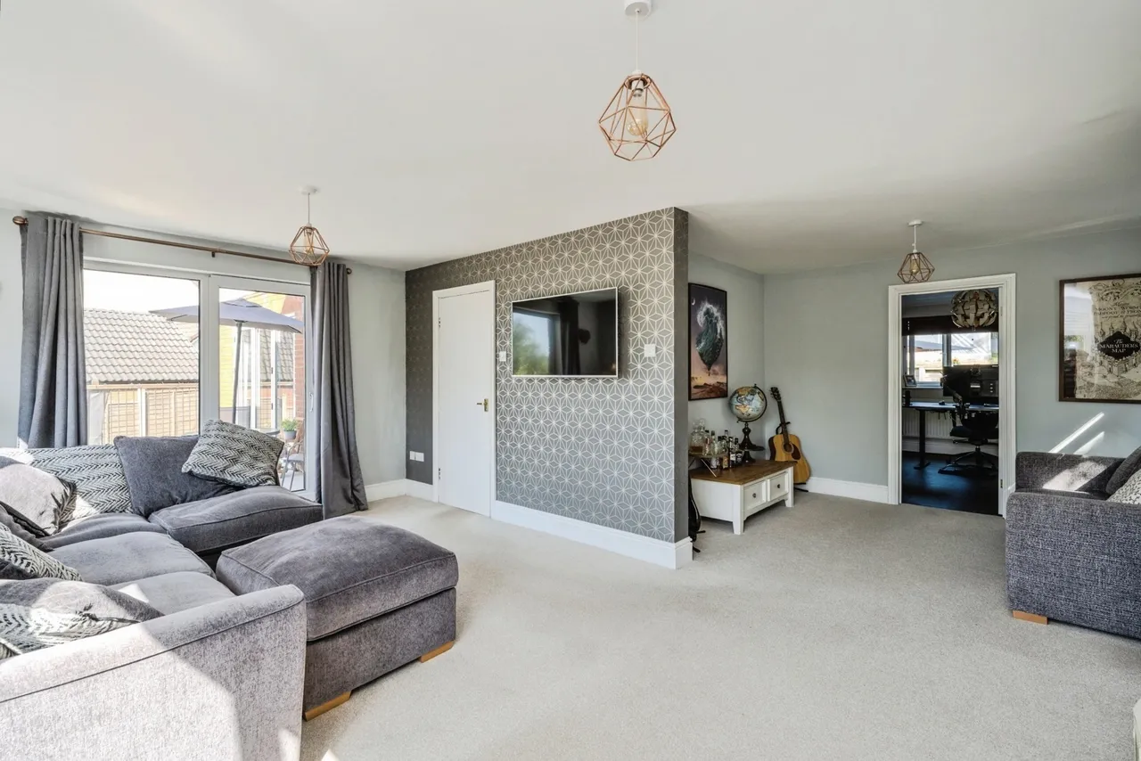 Bryn Tirion, Pontyberem, SA15, photo 12