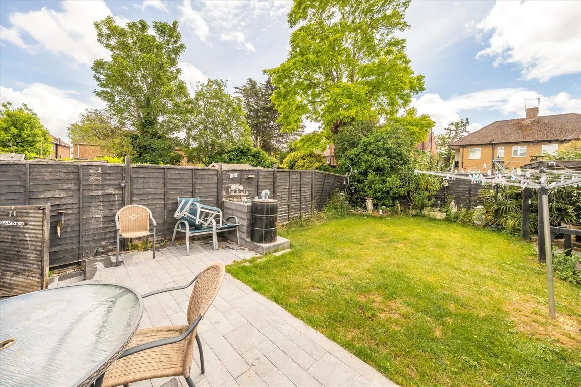 Marlborough Road, TW13, photo 4