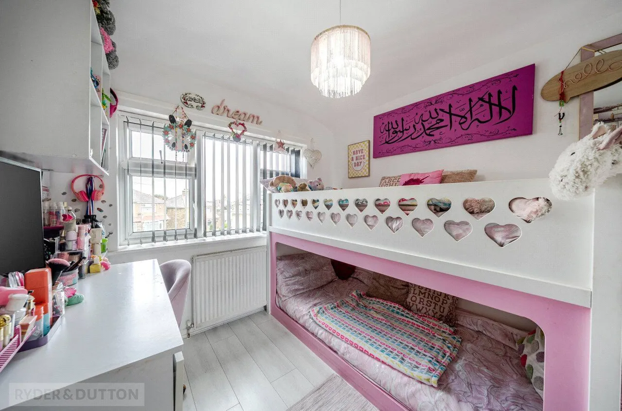 Gleanings Avenue, Halifax, HX2, photo 17