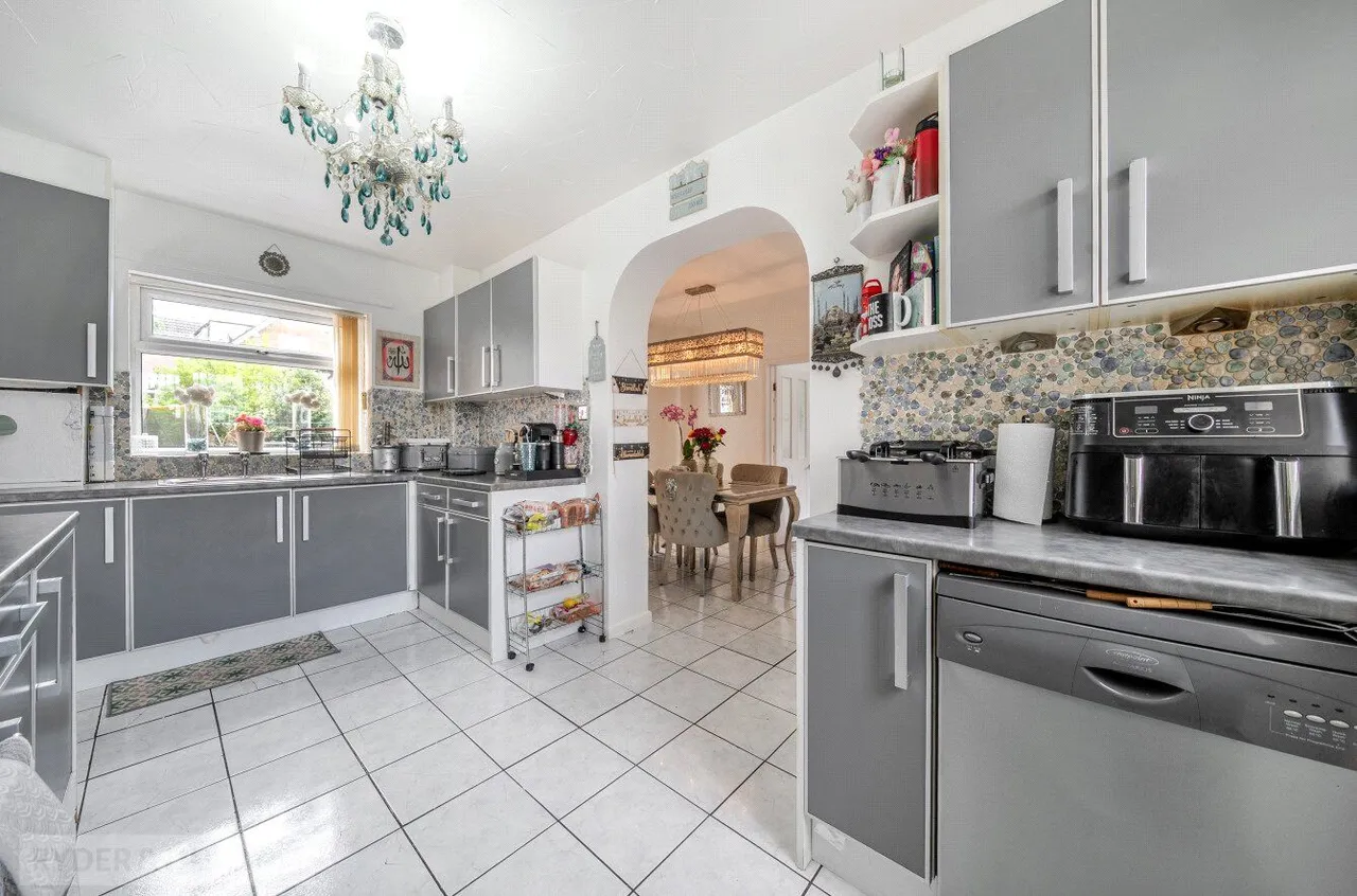 Gleanings Avenue, Halifax, HX2, photo 8