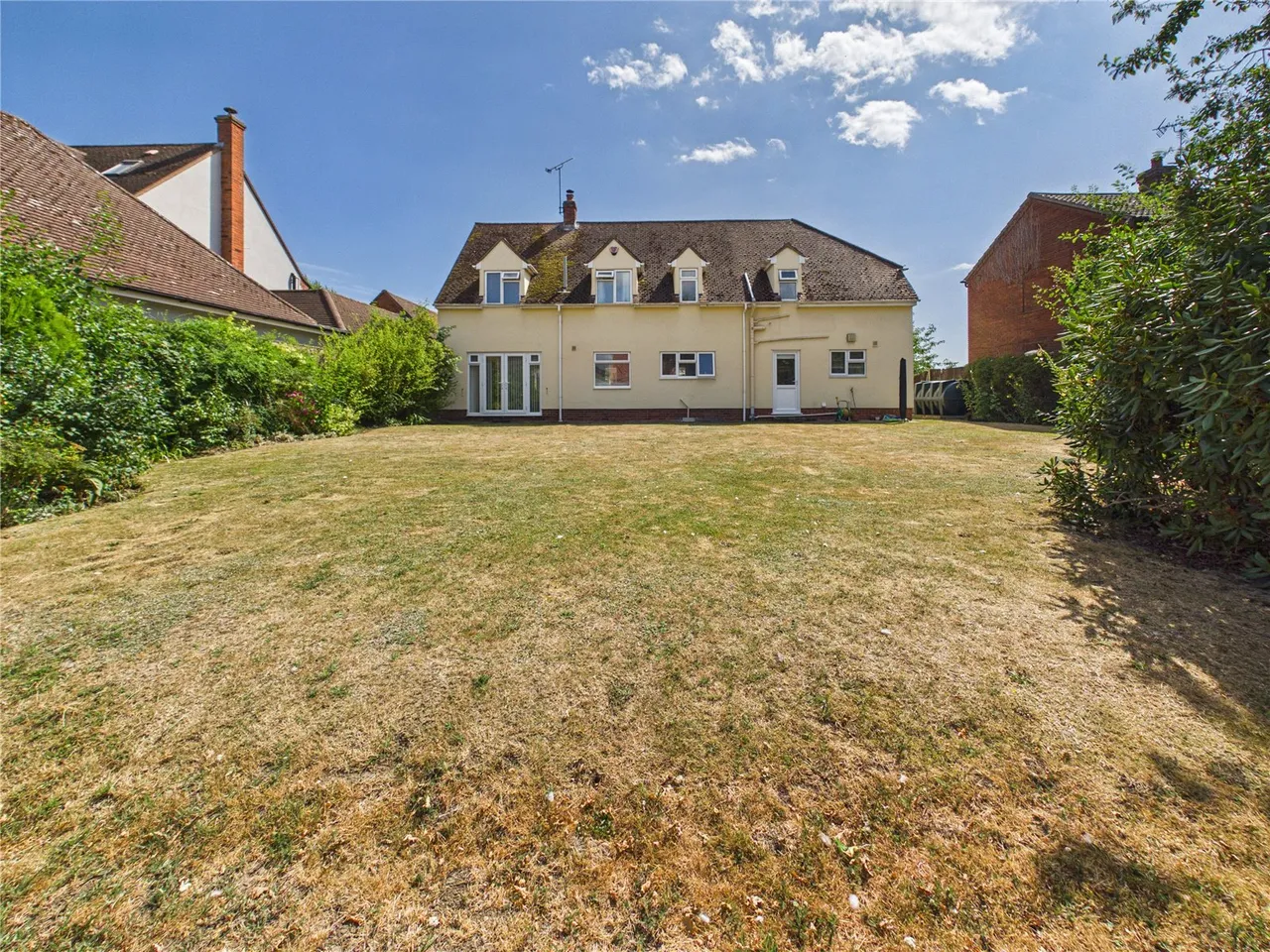 Moors Close, Great Bentley, CO7, photo 25
