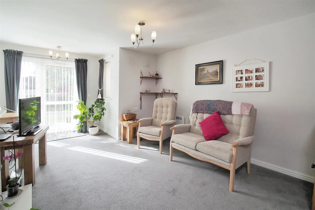 Avenue Road, Lymington, SO41, photo 2