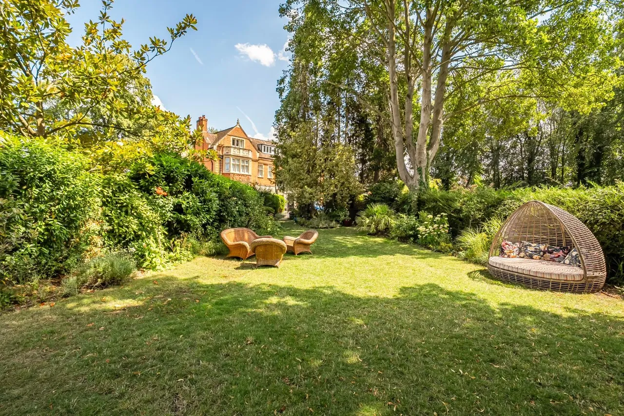 Maidenhead Road, Windsor, photo 6