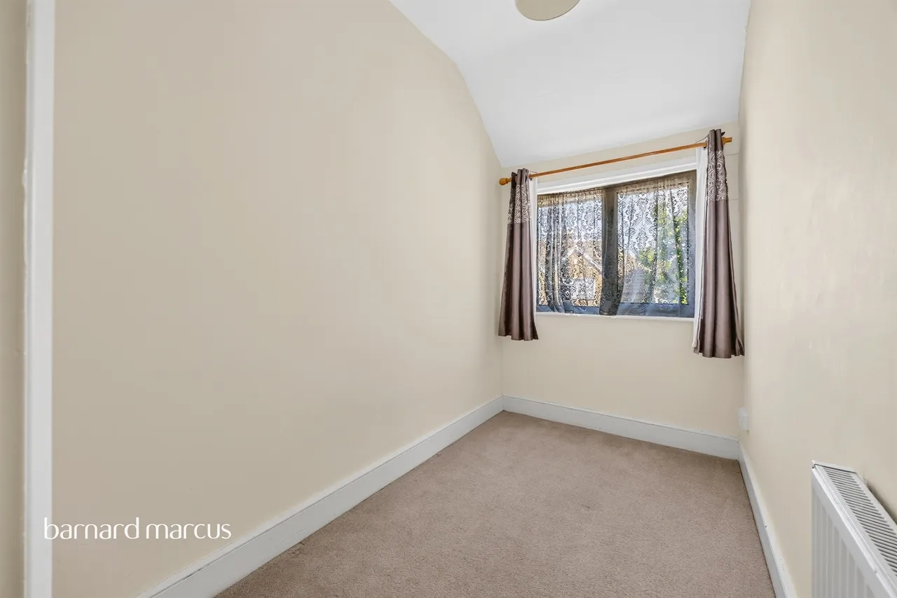 Longfield Avenue, Wallington, SM6, photo 9