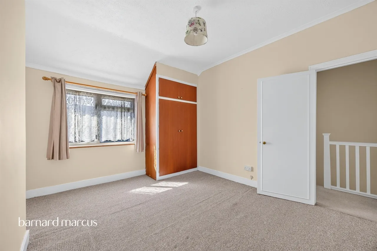 Longfield Avenue, Wallington, SM6, photo 8