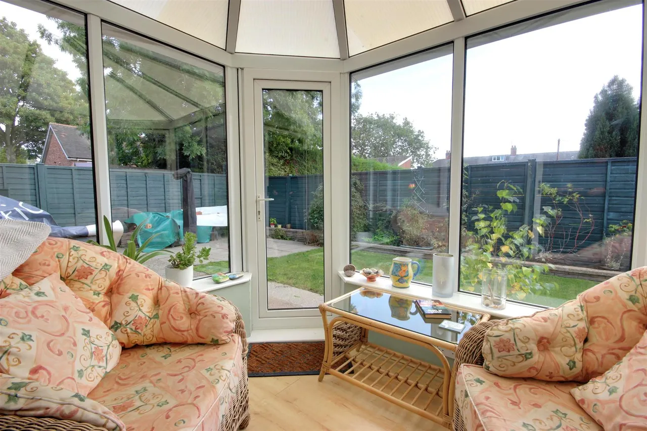 Sandringham Close, Cottingham, photo 5