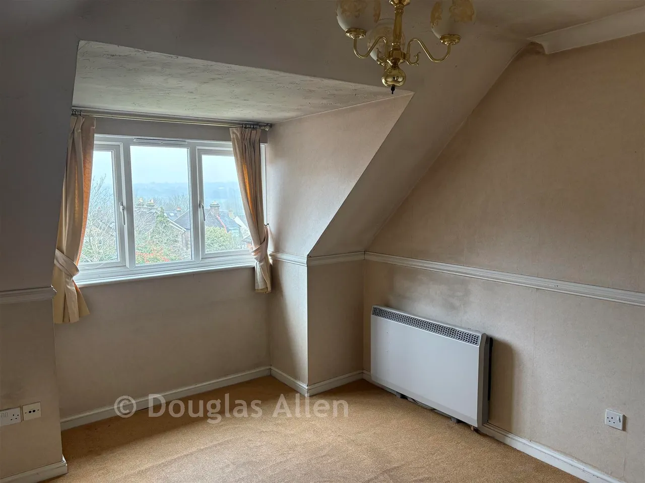 Albert Road, Buckhurst Hill, IG9, photo 5
