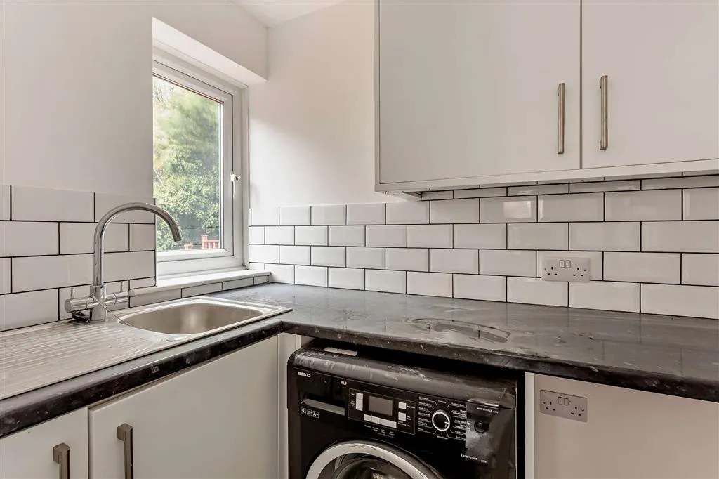 Apsley Way, Longthorpe, PE3, photo 6