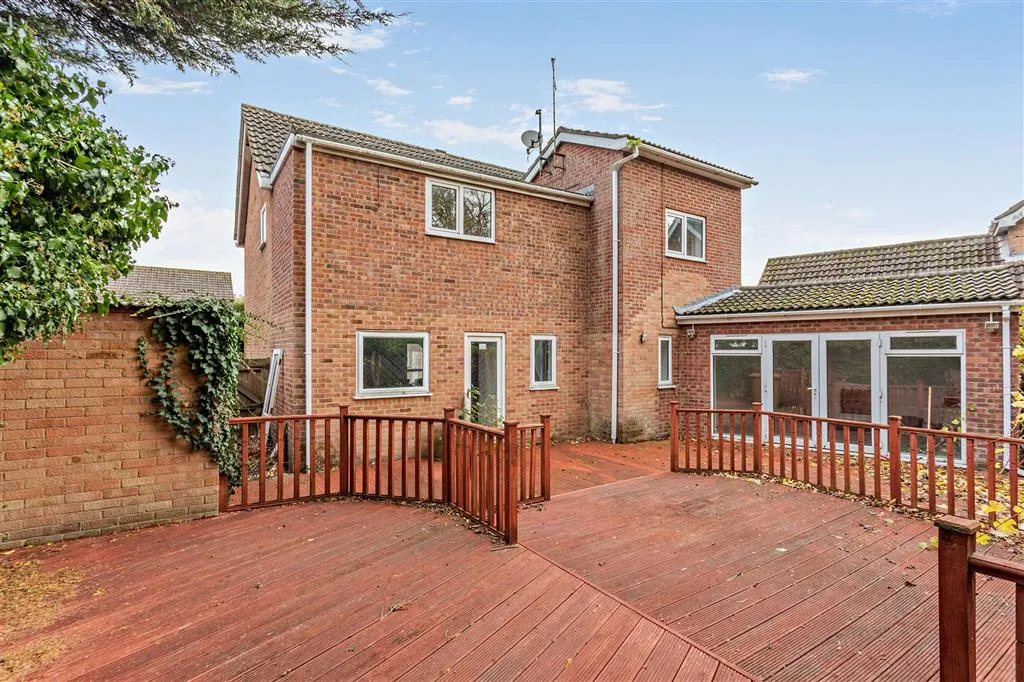 Apsley Way, Longthorpe, PE3, photo 2