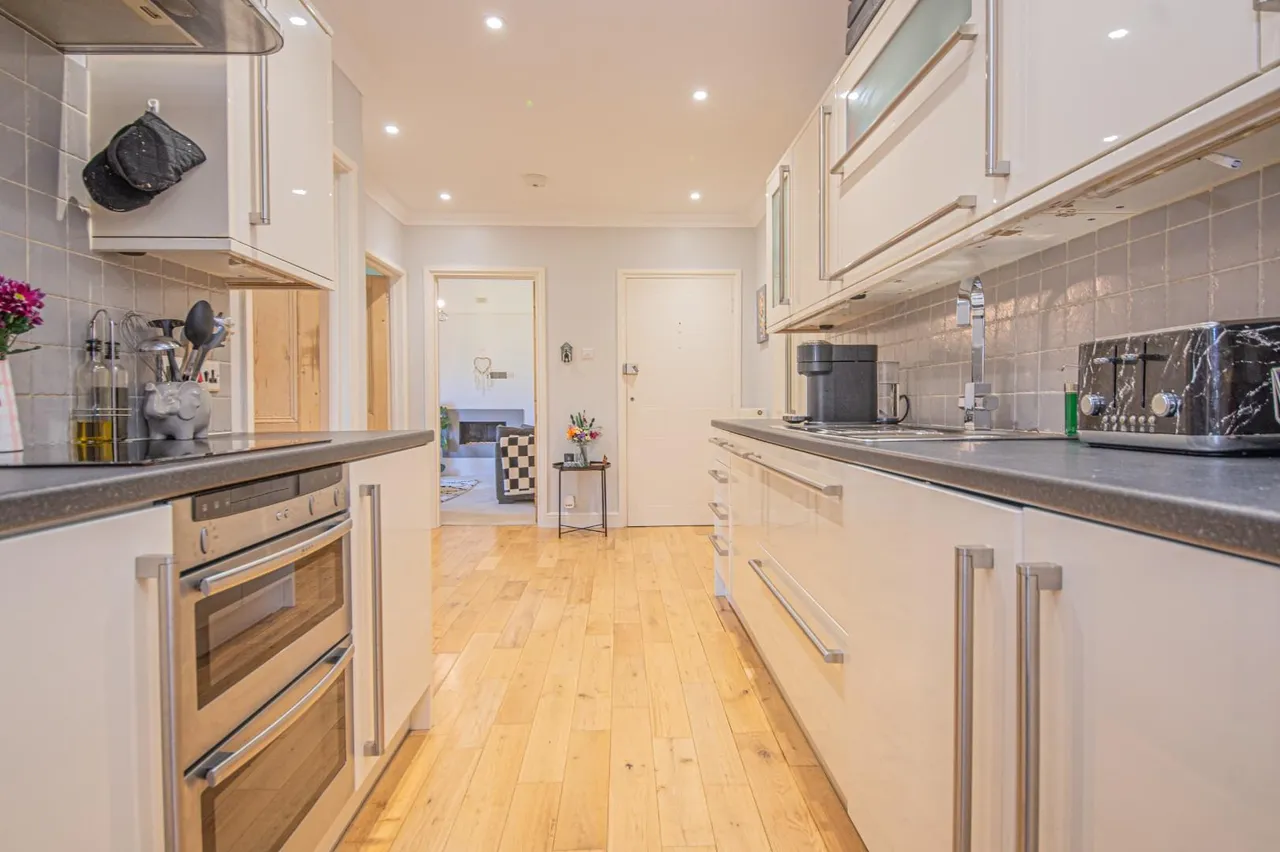 Bishopstoke Road, Eastleigh, SO50 6LA, photo 13