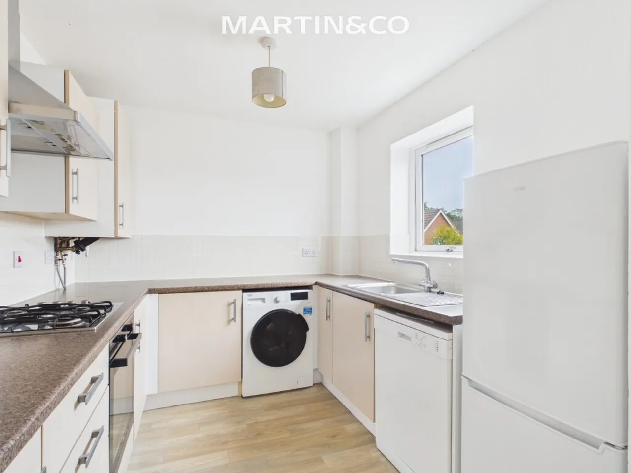 Austin Way, Bracknell, RG12, photo 2