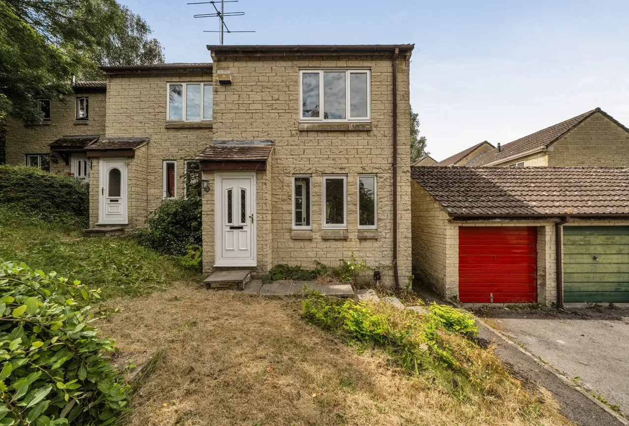 2 bed house for sale — Parry Close, Bath, BA2 1JR