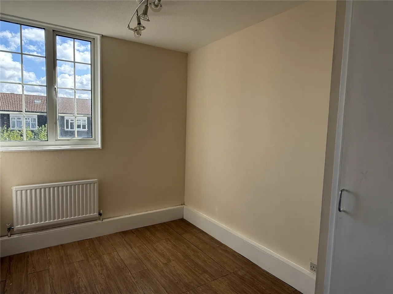 Meadow Close, Barnet, Hertfordshire, EN5 2UE, photo 10