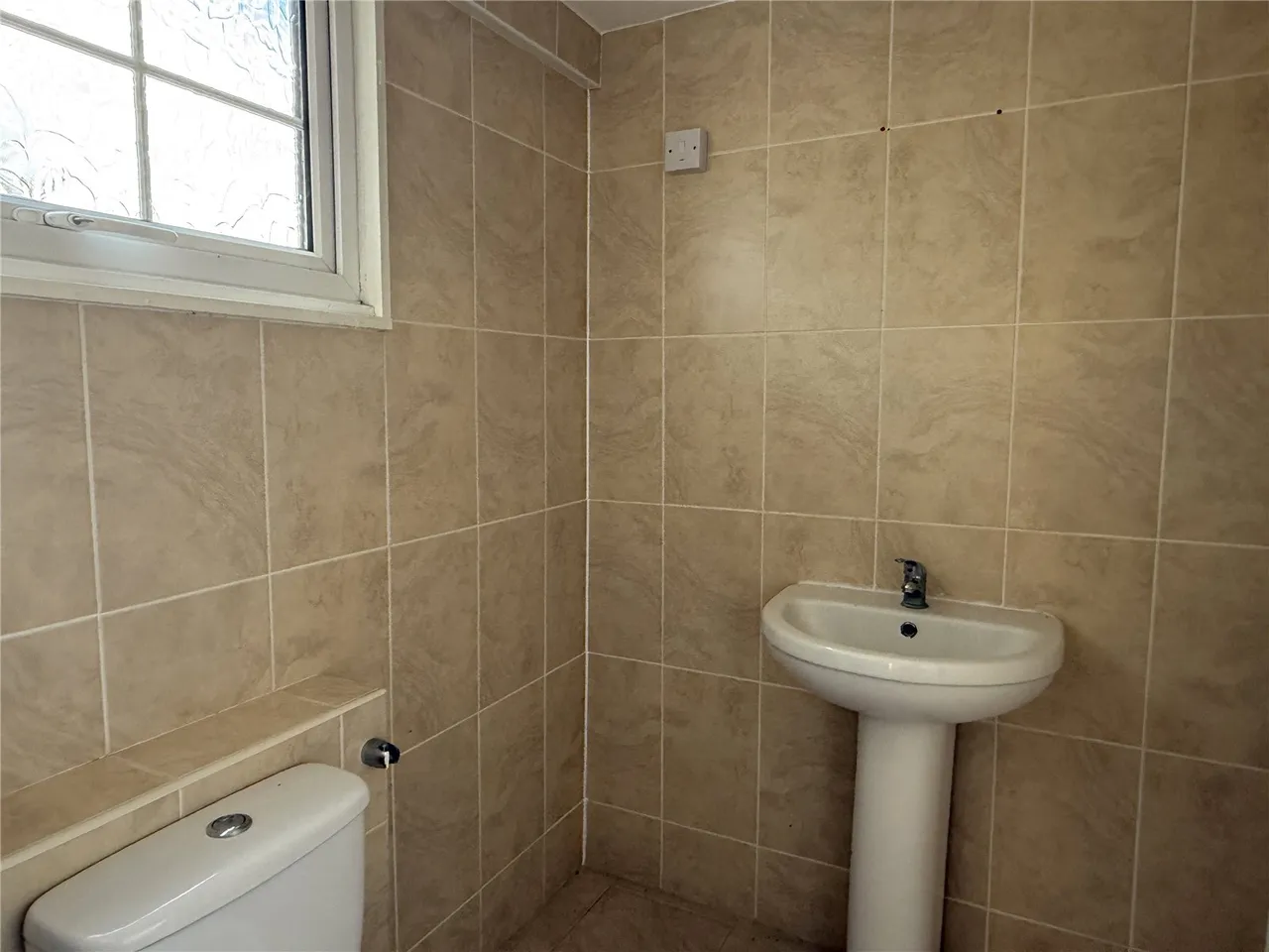 Meadow Close, Barnet, Hertfordshire, EN5 2UE, photo 5