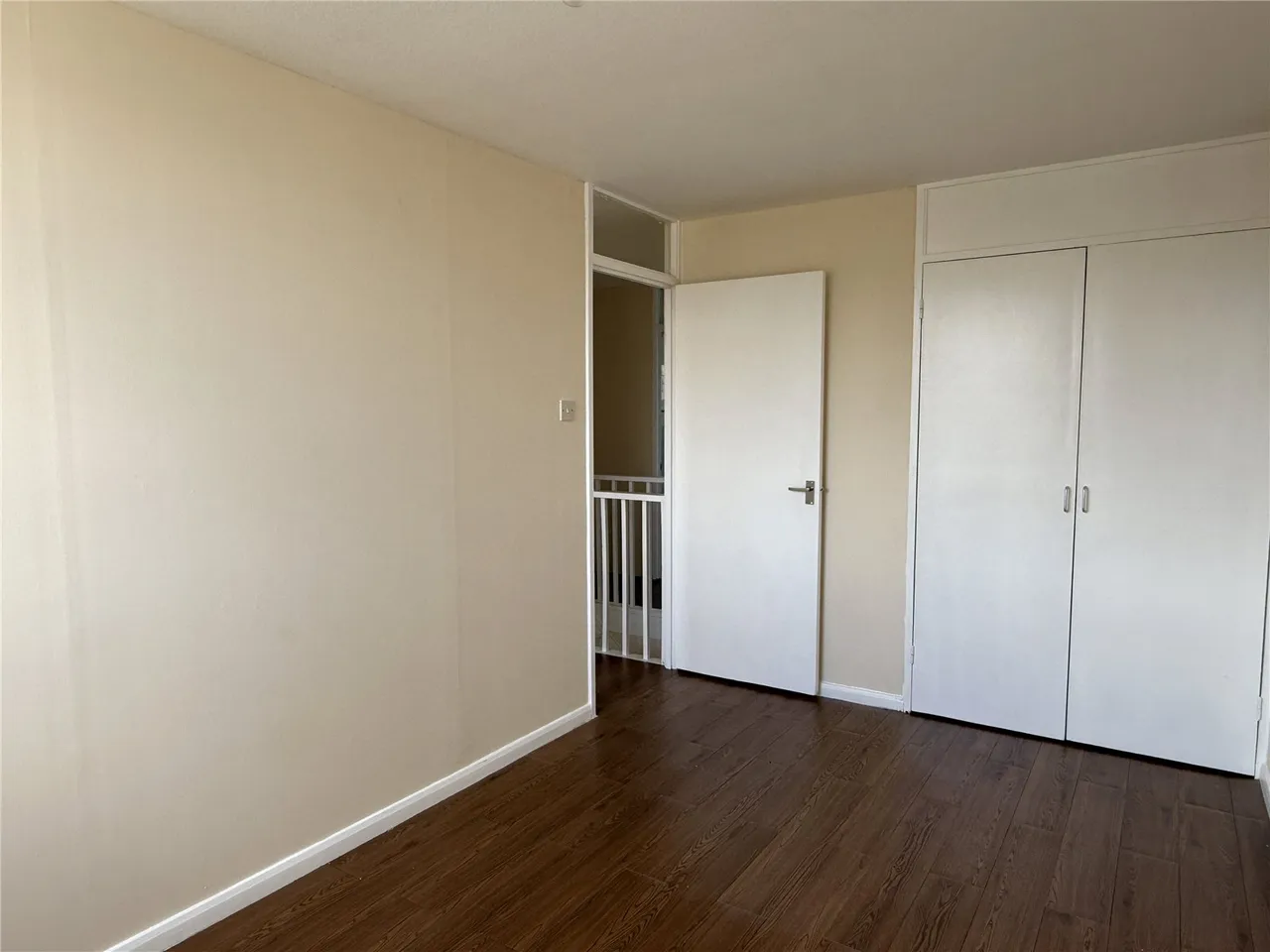 Meadow Close, Barnet, Hertfordshire, EN5 2UE, photo 8