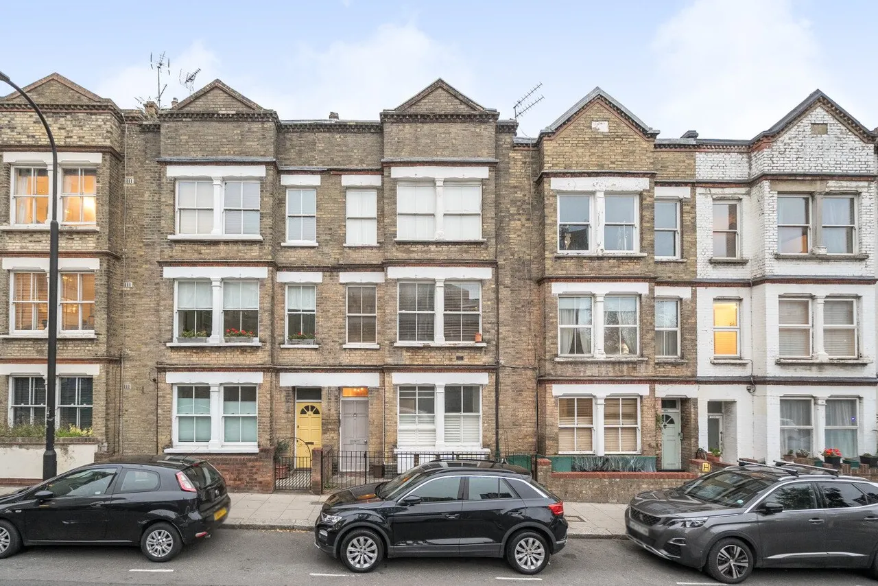1 bed flat for sale, Fleet Road, London, NW3