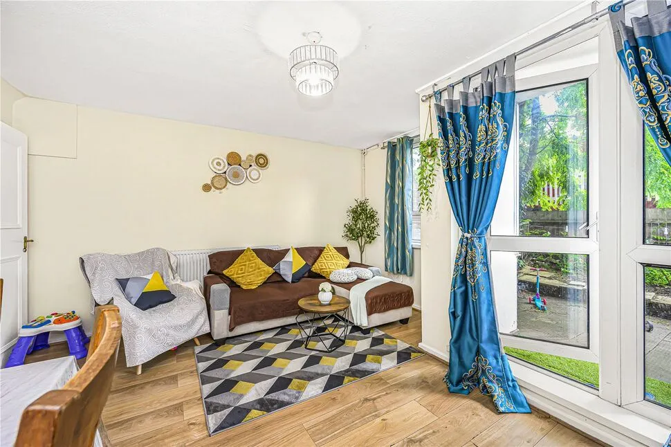 Abbott Road, London, E14, photo 10