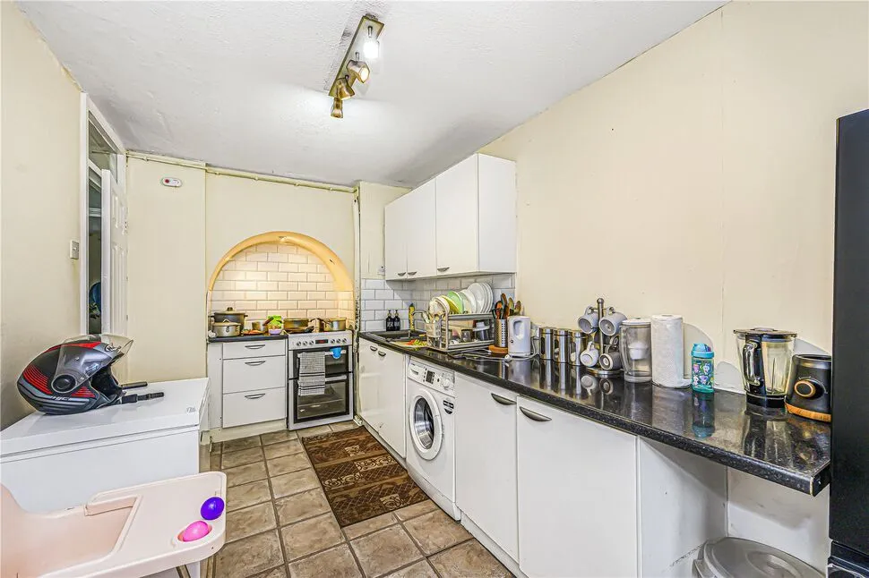 Abbott Road, London, E14, photo 5