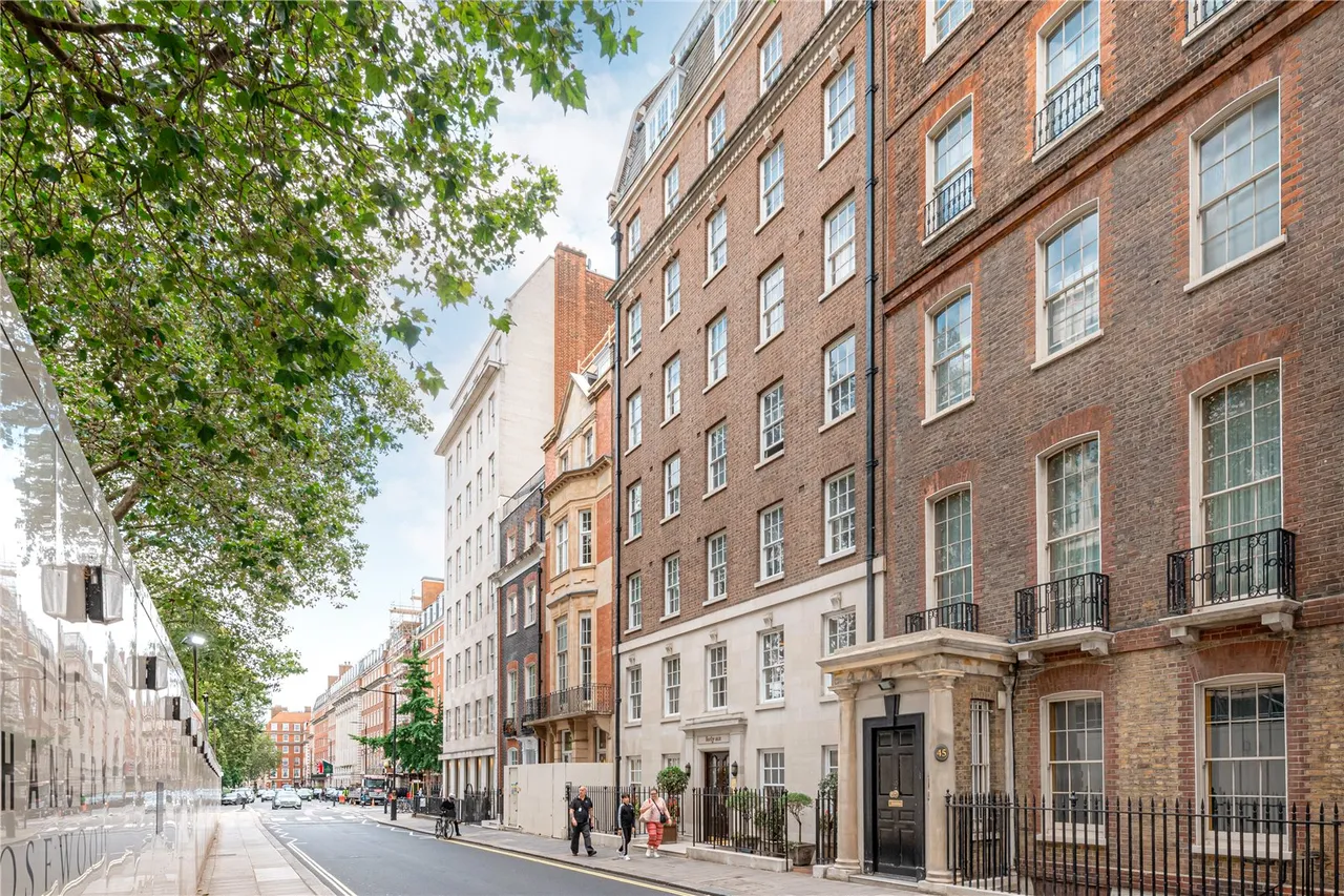 3 bed flat for sale, Upper Grosvenor Street, Mayfair, W1K