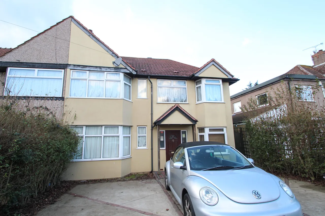 5 bed house for sale — Lime Grove, Sidcup