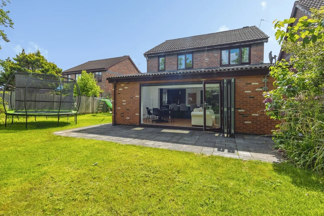 Rowanswood Drive, HYDE, Cheshire, SK14, photo 44