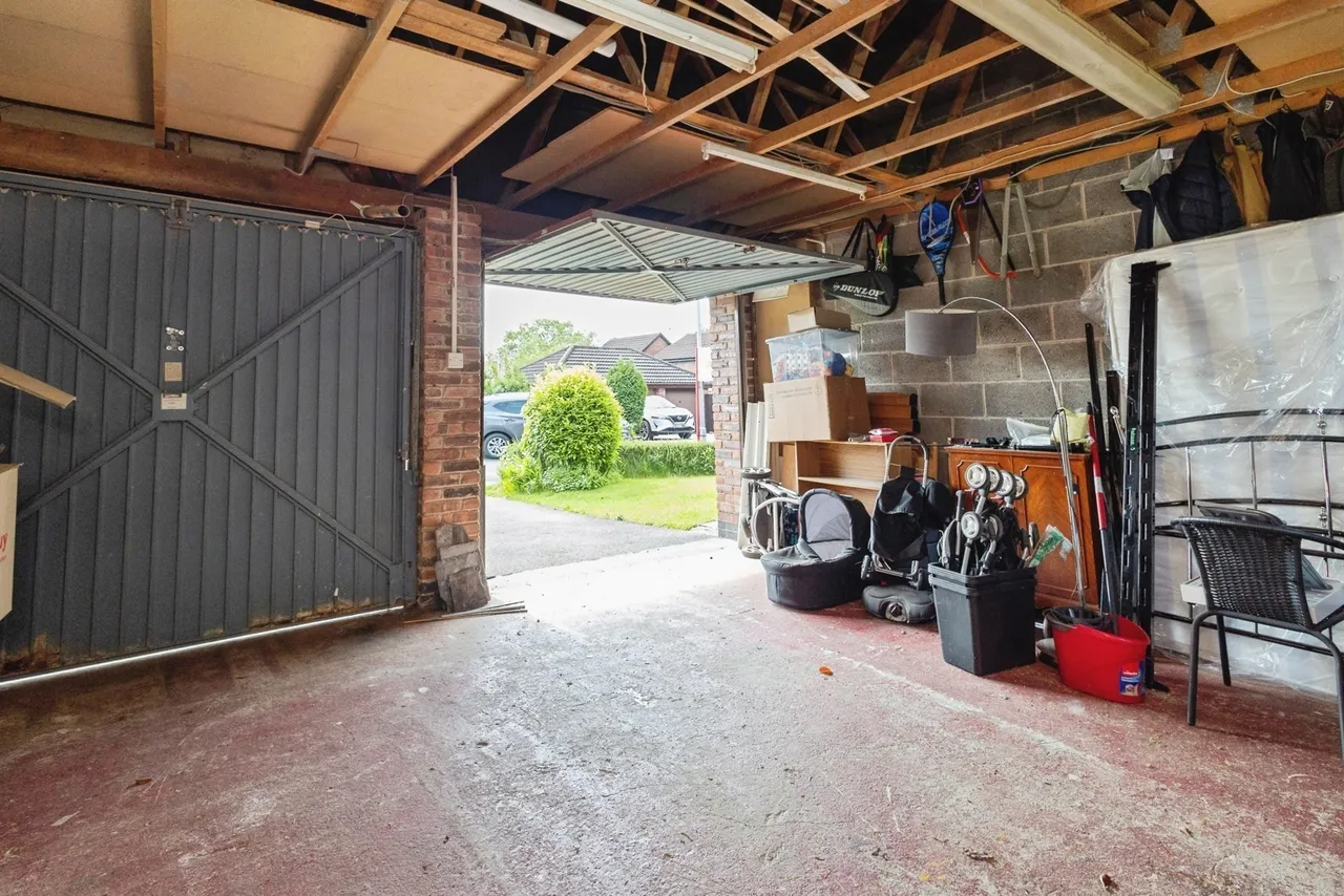 Rowanswood Drive, HYDE, Cheshire, SK14, photo 43