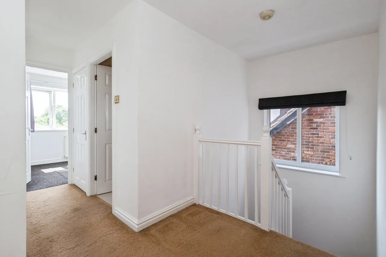Rowanswood Drive, HYDE, Cheshire, SK14, photo 26