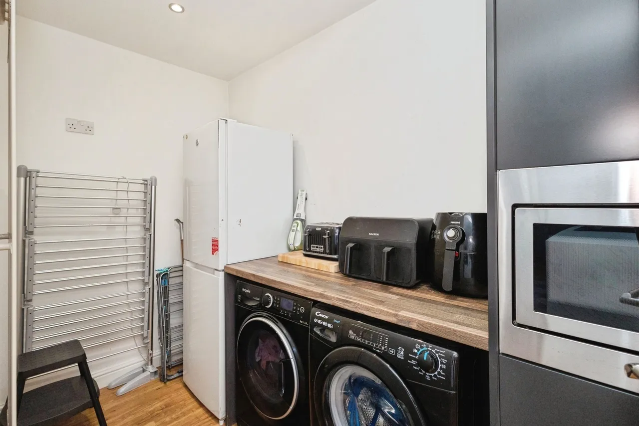Rowanswood Drive, HYDE, Cheshire, SK14, photo 25