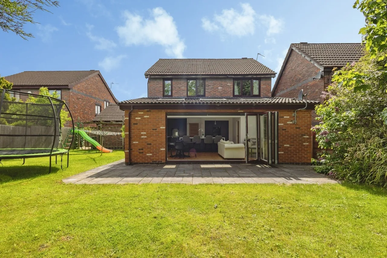 Rowanswood Drive, HYDE, Cheshire, SK14, photo 45
