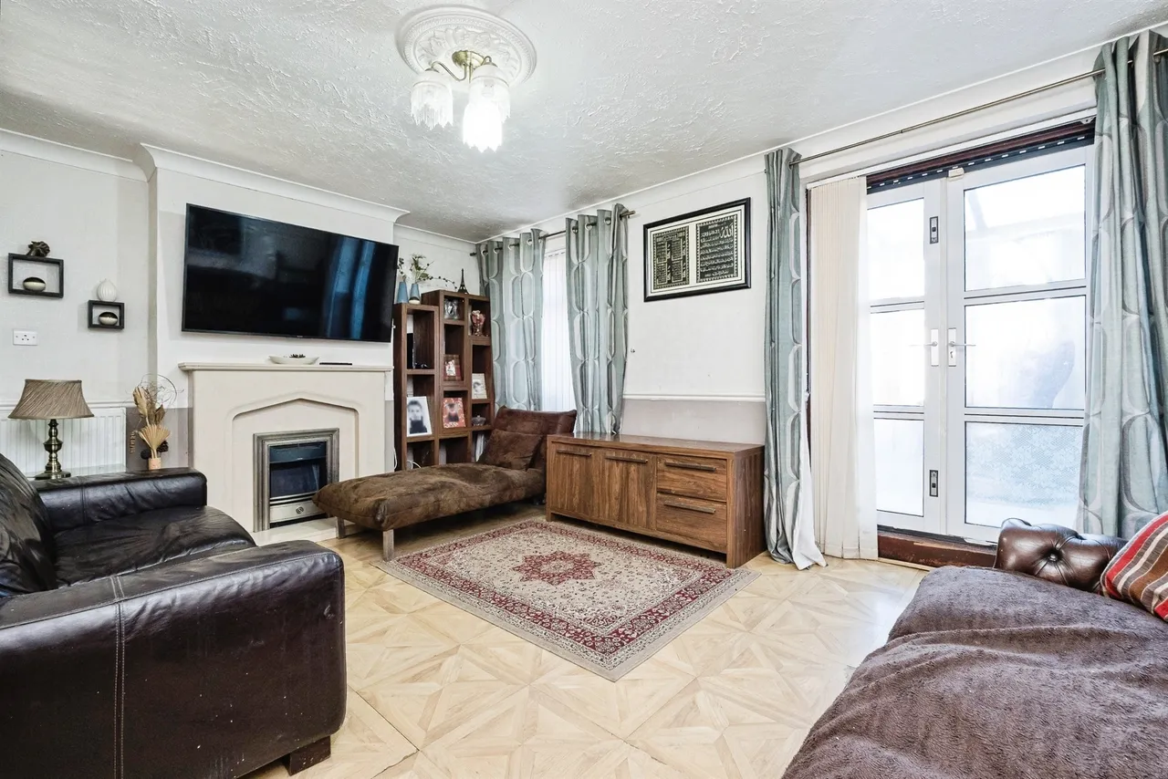 Brennan Road, Tilbury, RM18, photo 7