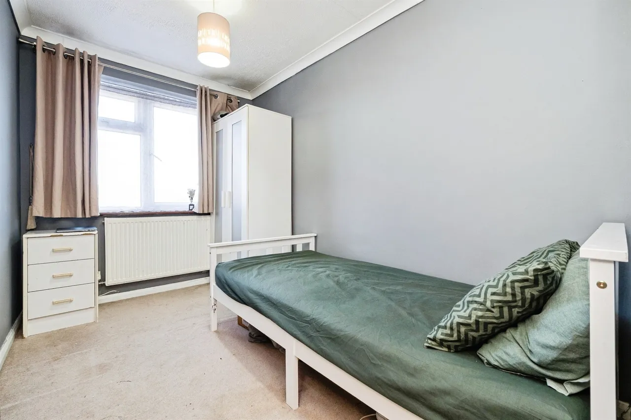 Brennan Road, Tilbury, RM18, photo 12