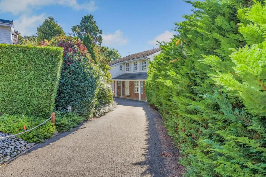 4 bed house to rent, Potters Heights Close, Pinner, HA5