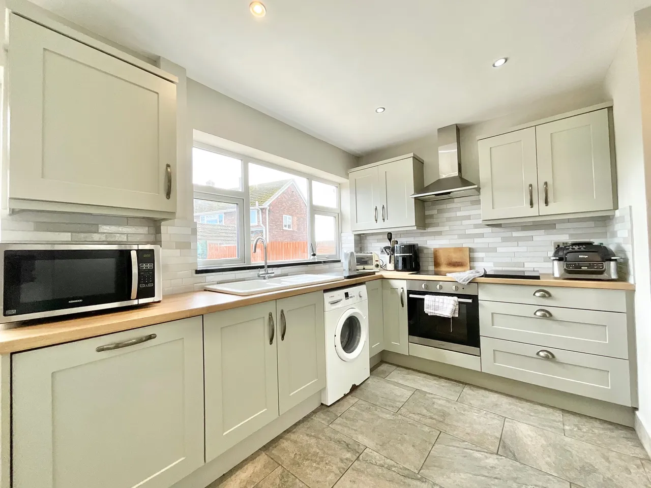 Cranberry Avenue, Checkley, ST10, photo 9