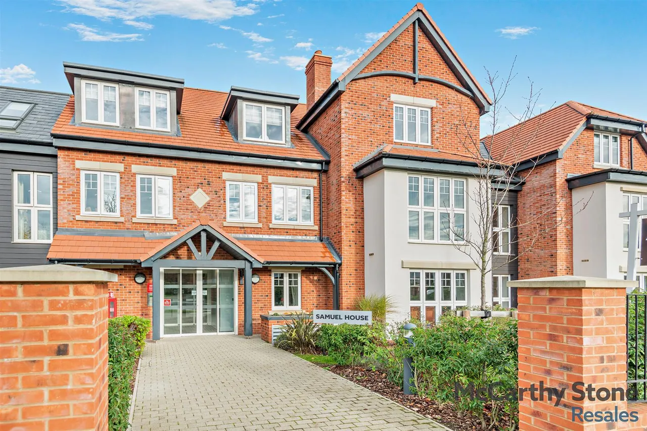 Westpole Avenue, Oakwood, EN4, photo 3