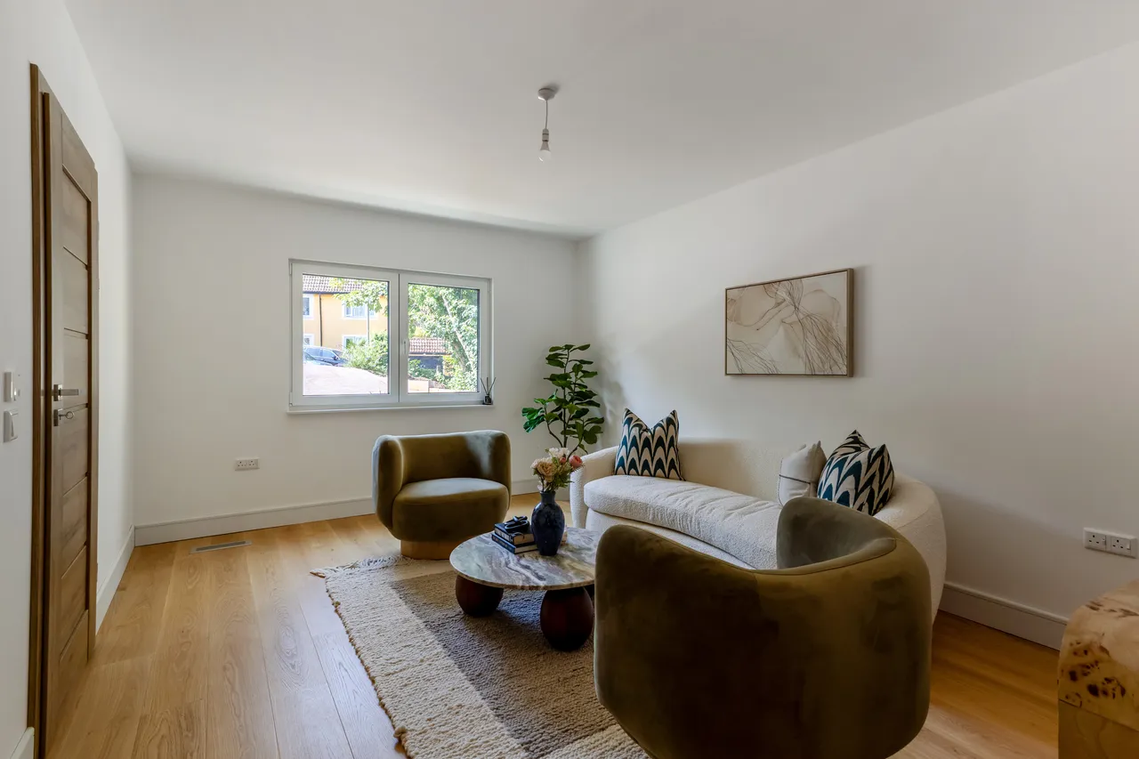 Birch House, Loxford Road, Caterham, CR3, photo 6