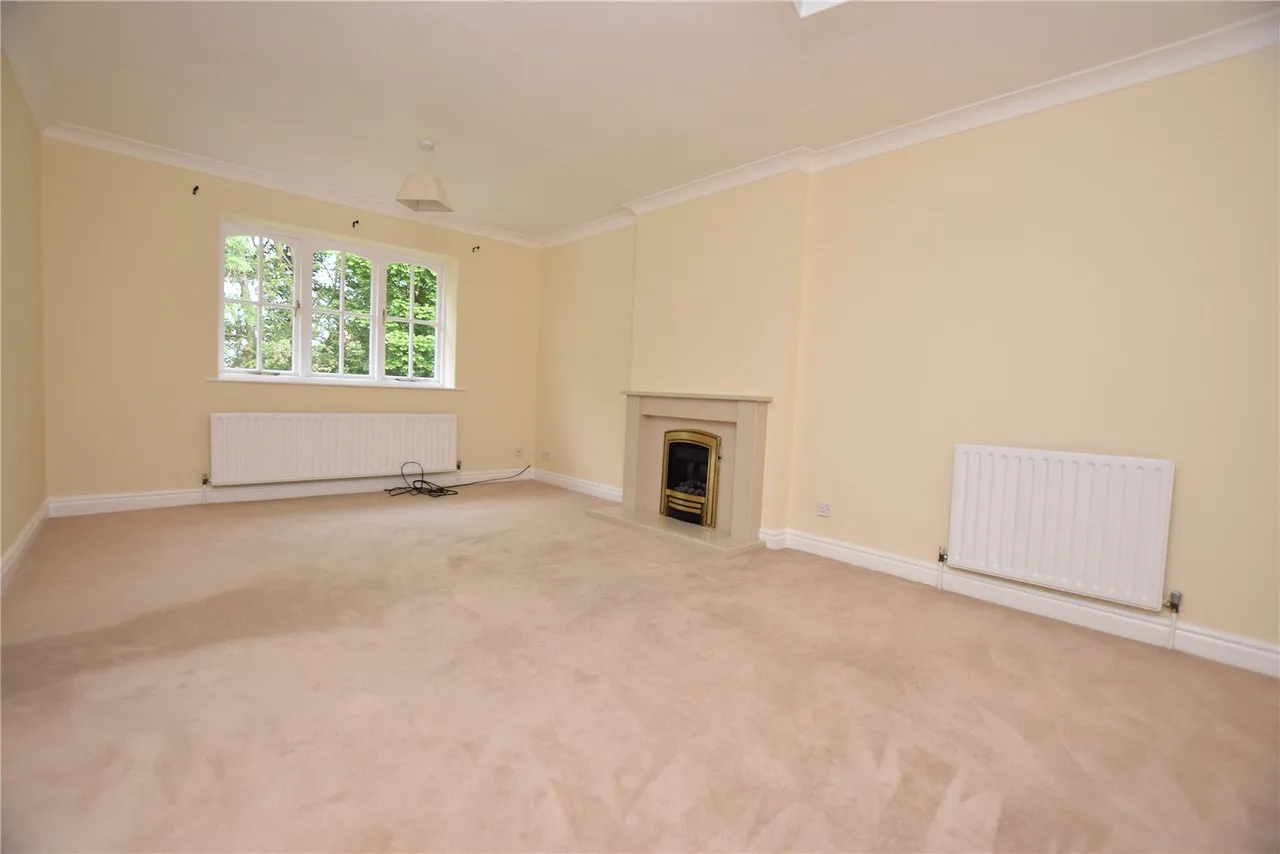Thorner Lane, Scarcroft, LS14, photo 3