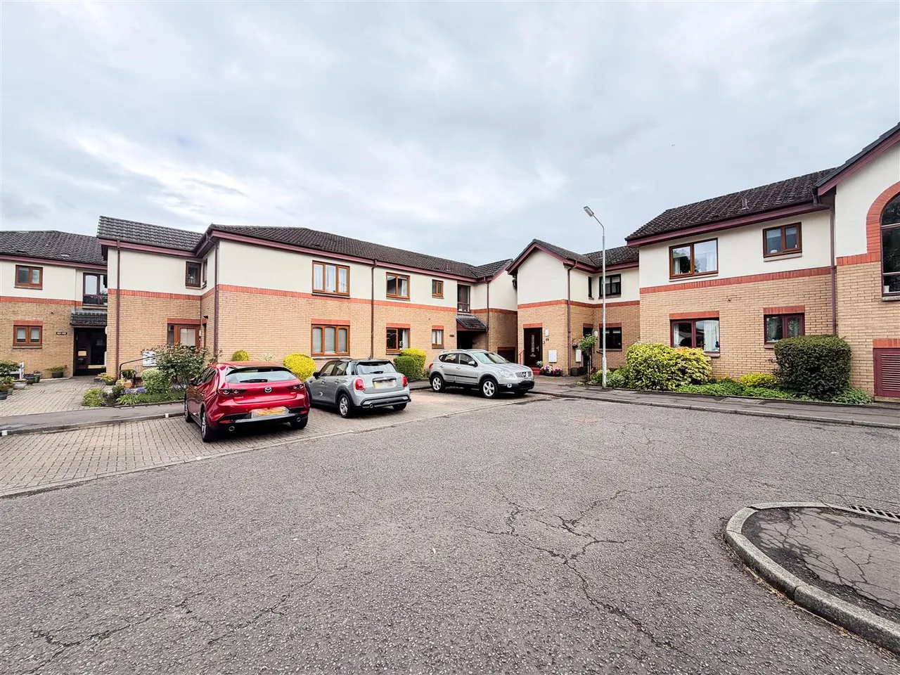 Braidpark Drive, Giffnock, Glasgow, G46 6LB, photo 18