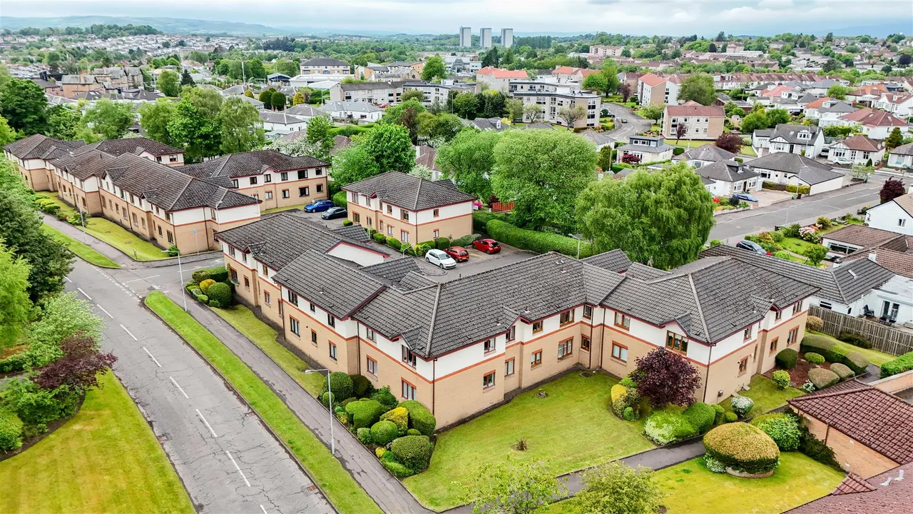 Braidpark Drive, Giffnock, Glasgow, G46 6LB, photo 19