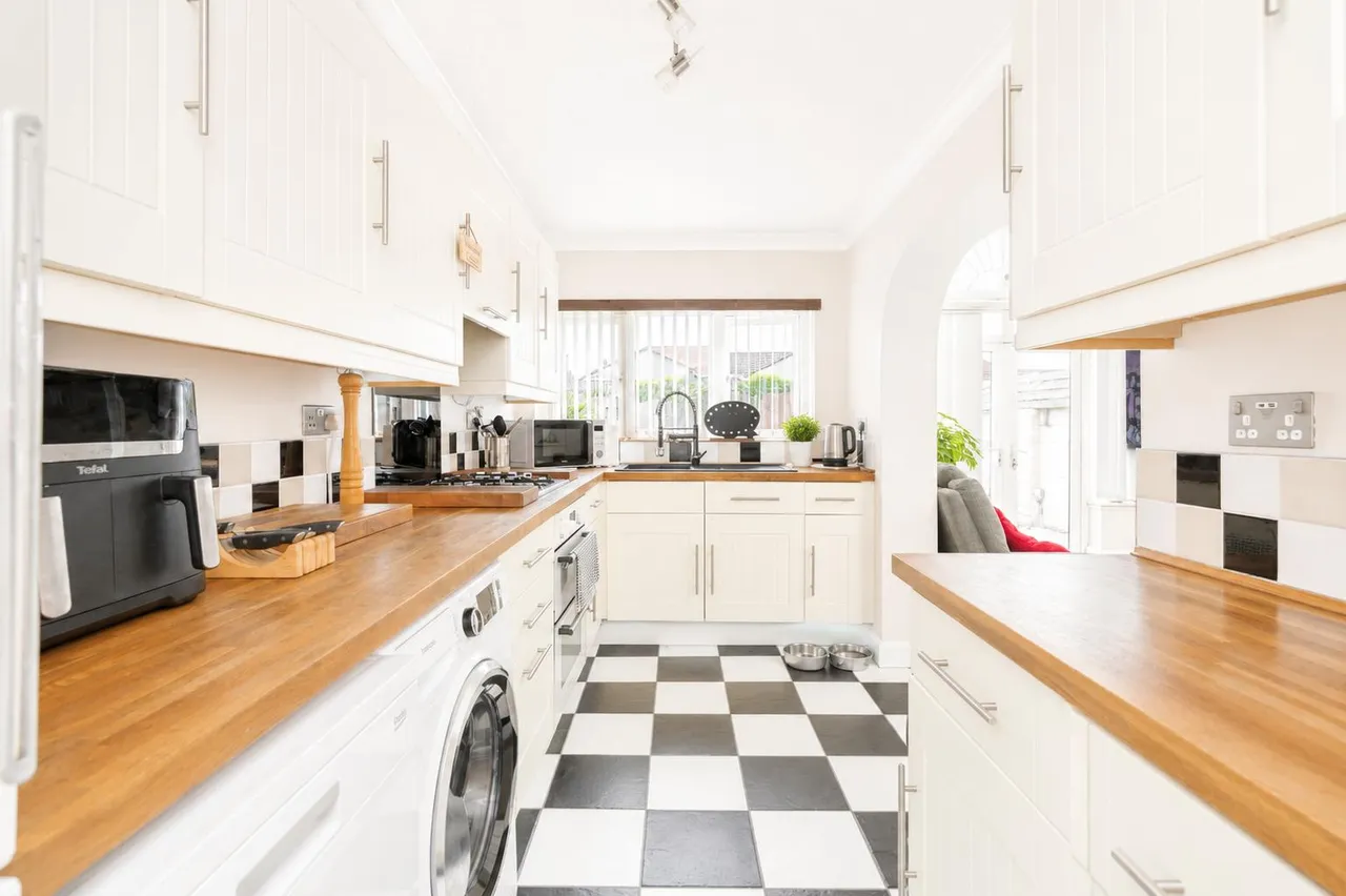 Wells Road, Bristol, BS14, photo 9