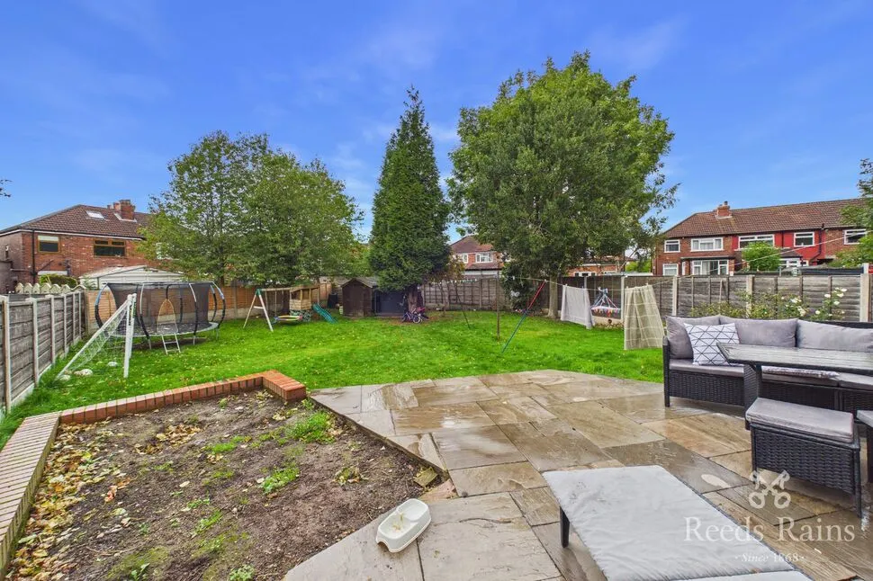 Harewood Grove, Stockport, SK5, photo 2