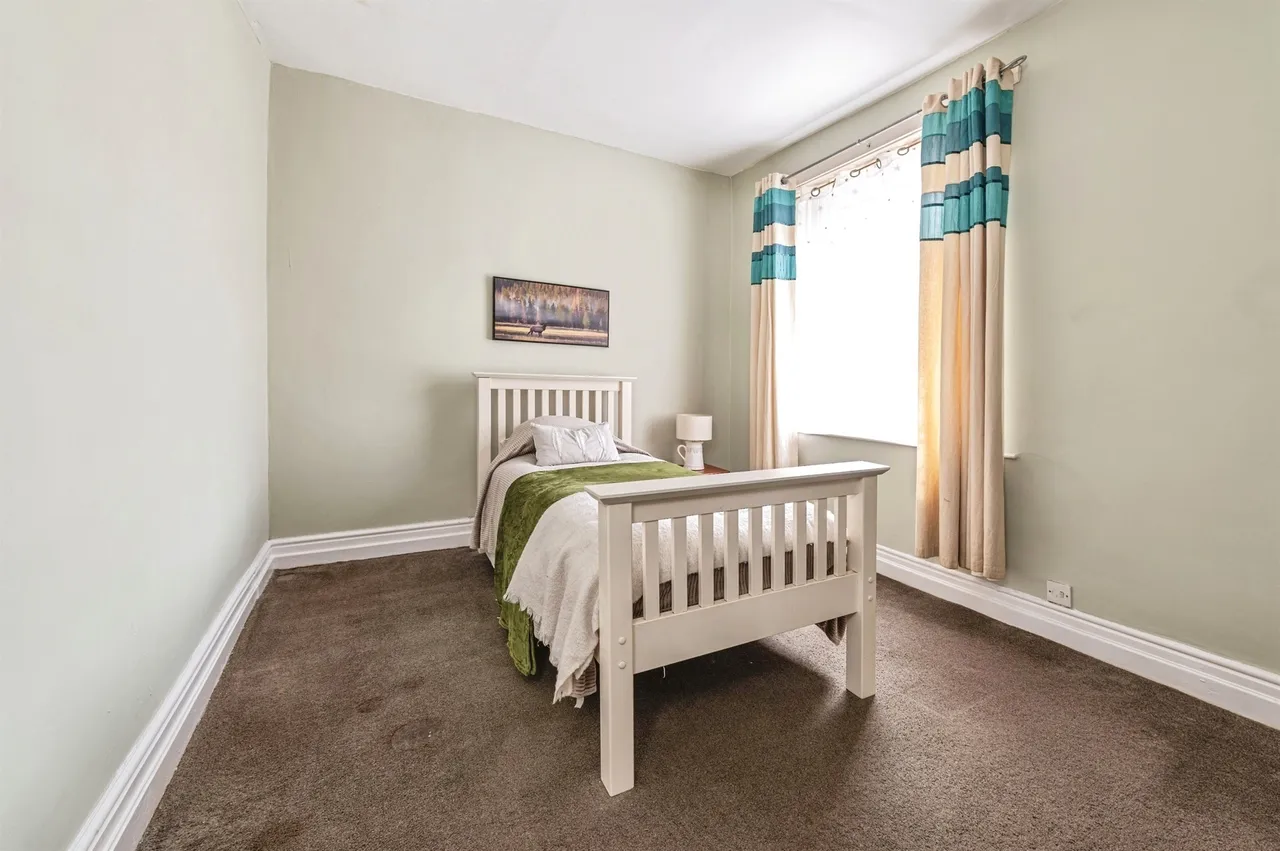Pasture Lane, Clayton, BD14, photo 11