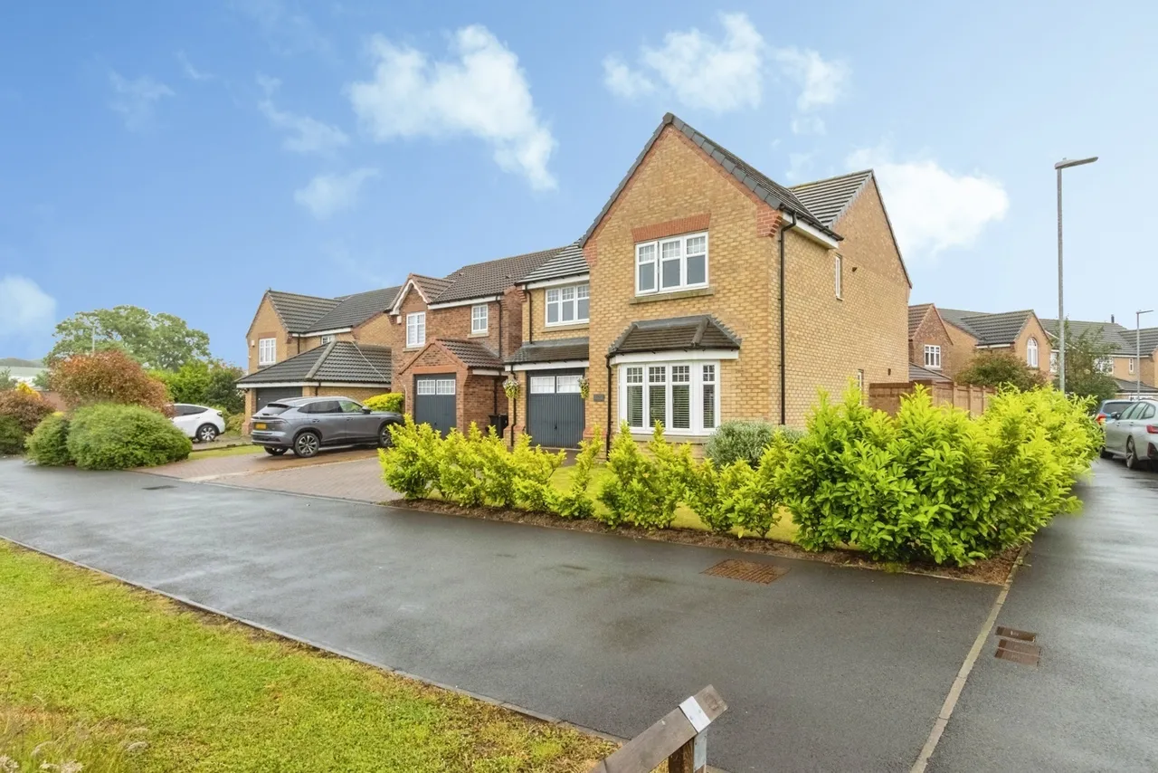 Amberwood Chase, Dewsbury, West Yorkshire, WF12, photo 20