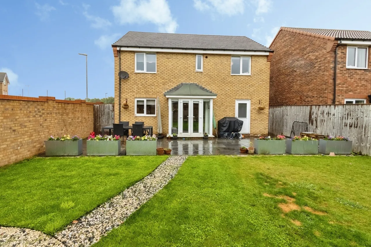 Amberwood Chase, Dewsbury, West Yorkshire, WF12, photo 19