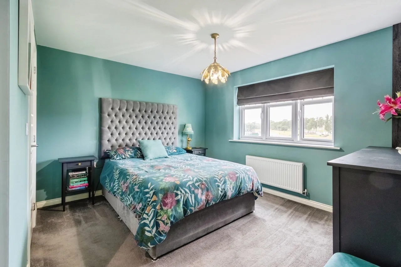 Amberwood Chase, Dewsbury, West Yorkshire, WF12, photo 12