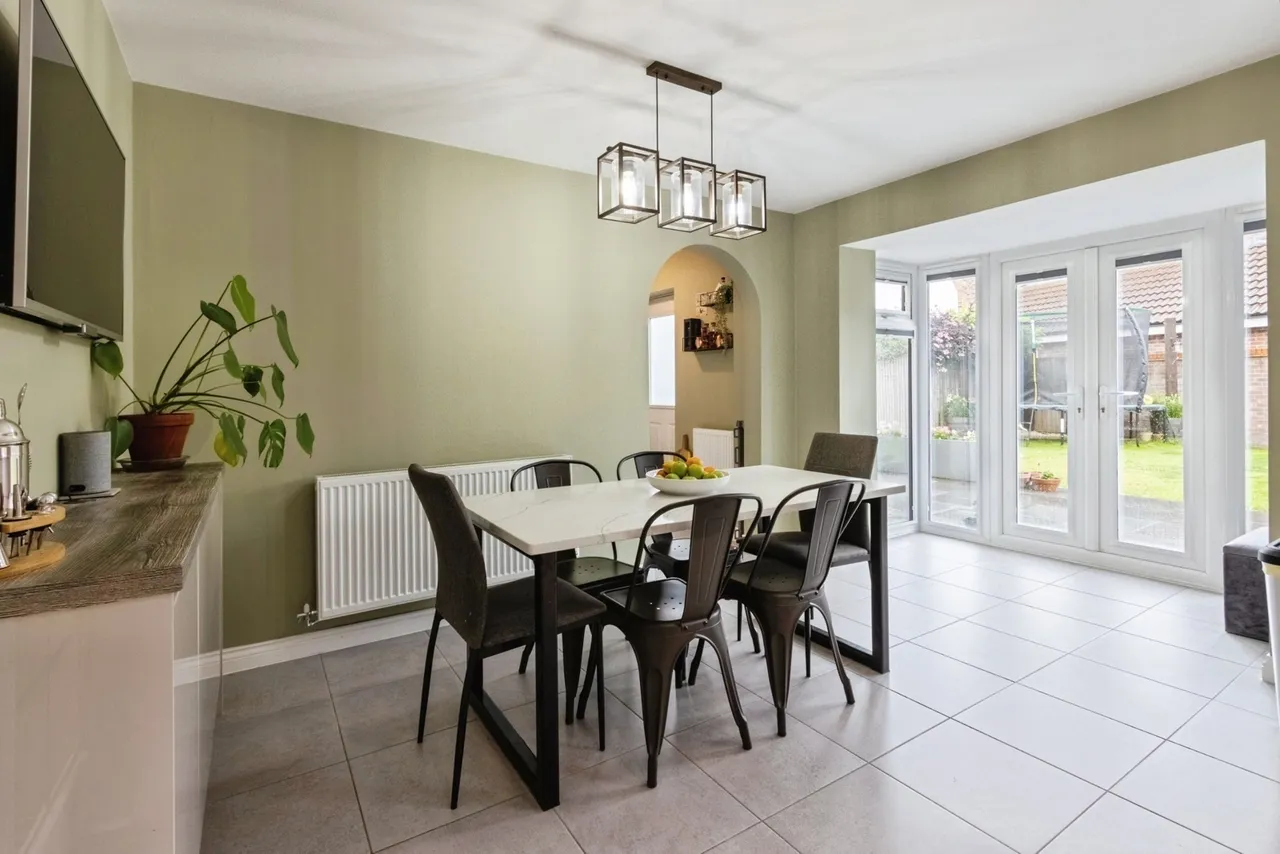 Amberwood Chase, Dewsbury, West Yorkshire, WF12, photo 9